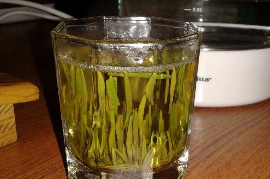 冷泡茶用什么茶葉最好，什么樣的茶適合冷泡？
