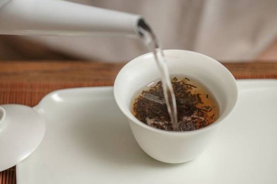 各類茶的注水方式，不同的茶泡茶時(shí)怎么注水
