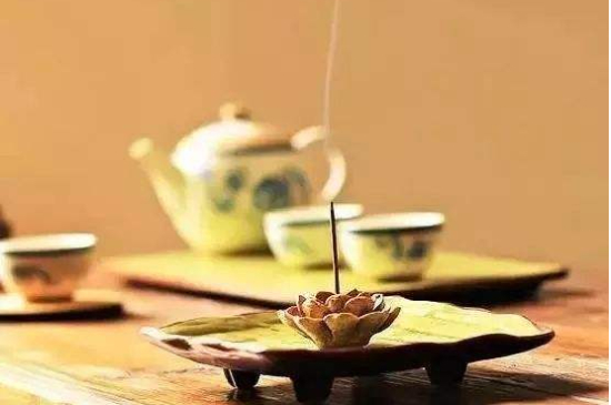 綠茶碧螺春怎么泡簡(jiǎn)易步驟，沖泡碧螺春的十二步驟口訣