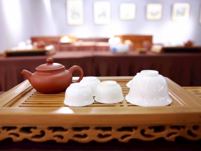 千萬(wàn)別做兼職茶藝師，女人學(xué)茶藝好嗎？