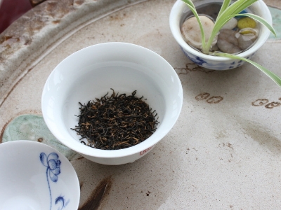 喝茶的好處和壞處分別是什么，長(zhǎng)期喝茶有什么危害？