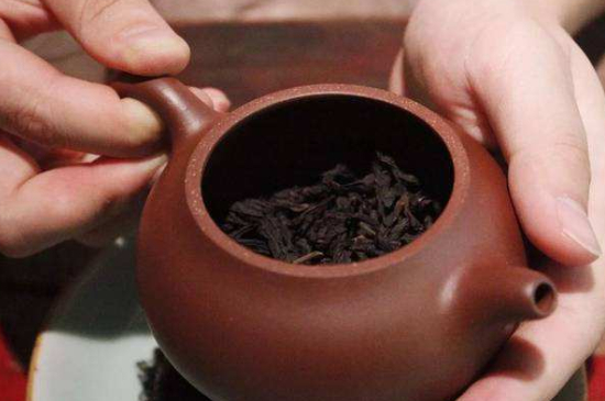 什么泥料的紫砂壺沖泡肉桂，武夷巖茶肉桂用哪種紫砂壺好？