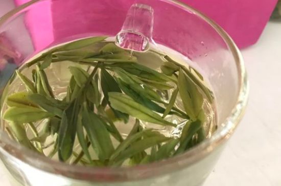 正常下一斤茶葉能喝多久，一個人一般一個月喝多少茶葉