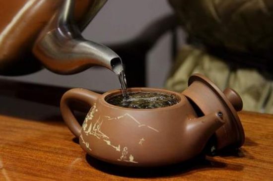 各類茶的注水方式，不同的茶泡茶時(shí)怎么注水