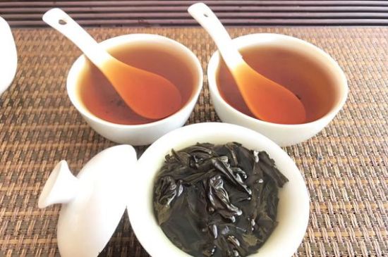 大紅袍第一泡要倒掉嗎，洗茶水需倒掉但第一泡出湯