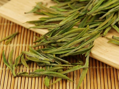 安吉白茶的功效與作用，簡單概括安吉<a href=http://www.xmluana.com/fenlei/baicha/ target=_blank class=infotextkey>白茶功效</a>