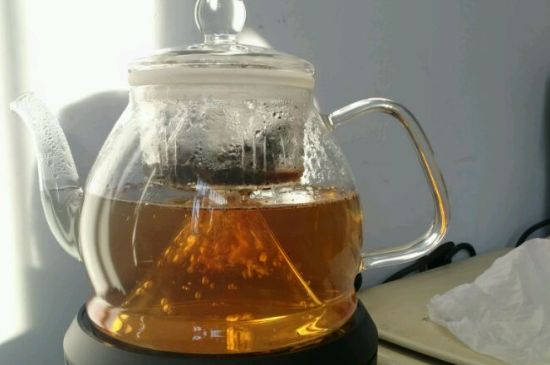 蒸茶和煮茶的區(qū)別，蒸茶和煮茶哪個(gè)好