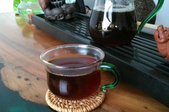 正常下一斤茶葉能喝多久，一個人一般一個月喝多少茶葉