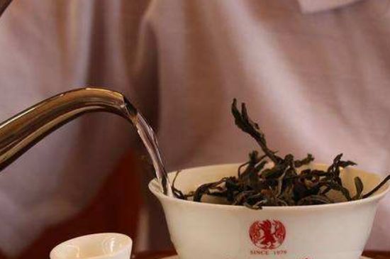 各類茶的注水方式，不同的茶泡茶時(shí)怎么注水