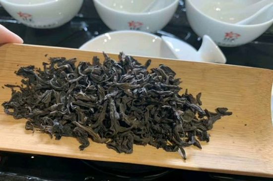 200一斤的茶葉算不算好，兩百一斤買(mǎi)的是中低檔茶
