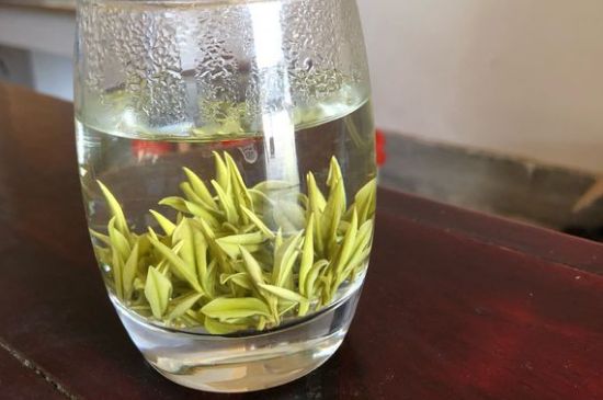 安吉白茶夏天怎么保存，安吉白茶能冷凍儲(chǔ)存嗎？