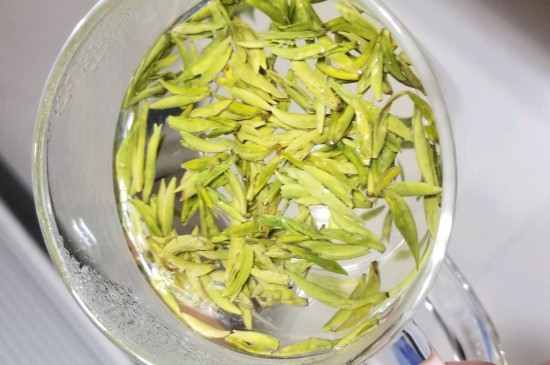 茶葉過期5年了但沒開封，茶葉放久了能喝嗎