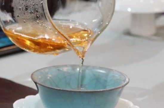什么茶葉容易放香精，香精茶有什么危害？