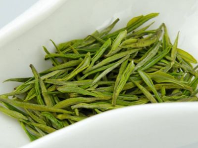 白茶顏色變黃還能喝嗎，發(fā)黃的白茶好不好？