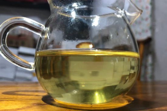 香精茶喝多了會怎么樣，茶葉加香精有什么害處？