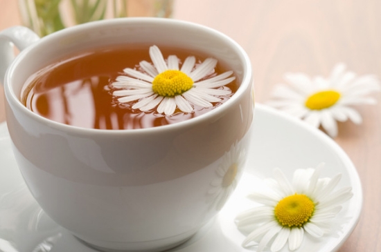 經(jīng)常菊花泡水好嗎，喝菊花茶有什么好處？