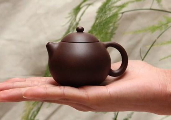 宜興紫砂壺四大經(jīng)典壺型叫什么，傳統(tǒng)紫砂四大名壺介紹