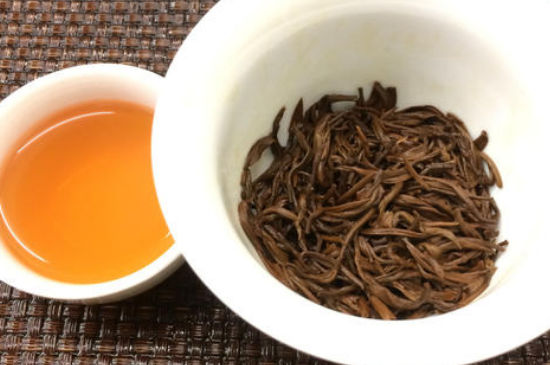 新茶和陳茶的區(qū)別，新茶和陳茶的介紹
