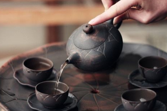 坭興陶主要泡什么茶，廣西坭興陶壺適合泡哪些茶？