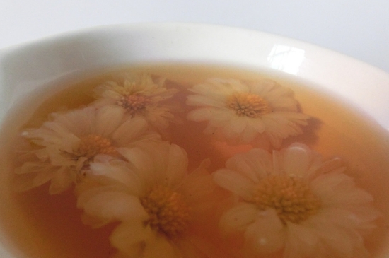 喝菊花茶有什么效果，女人長期喝菊花茶好嗎？