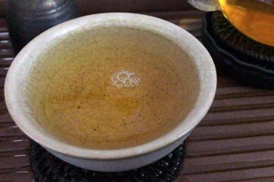 怎么鑒別建盞化學(xué)釉，真假建盞的對(duì)比與辨別