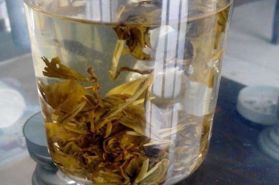 茉莉龍珠保質(zhì)期多長時間，茉莉龍珠茶放幾年了還能喝嗎？