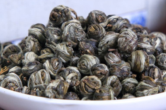 茉莉龍珠一次泡幾顆，茉莉龍珠一一杯放幾顆