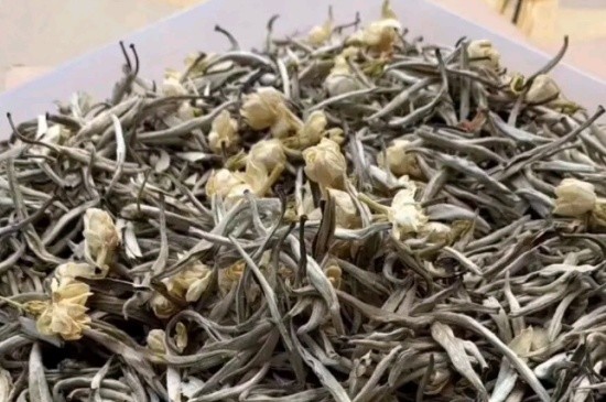 茉莉花花茶能煮嗎，喝茉莉花茶適合煮好還是泡好？