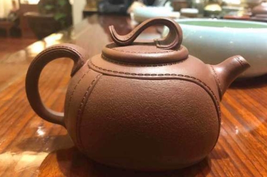 泡茶用坭興陶和紫砂壺哪個(gè)好，紫砂壺比坭興陶壺好嗎？
