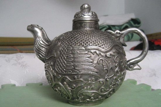 銀壺泡茶后為什么會(huì)變黑，銀壺內(nèi)膽發(fā)黑怎么辦
