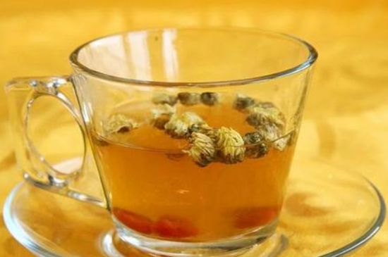 菊花茶的最佳搭配有哪幾樣，菊花茶和什么搭配喝效果好？