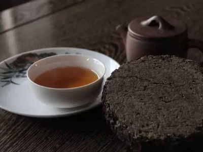 安化黑茶的功效，安化黑茶可以調(diào)理腸胃嗎？