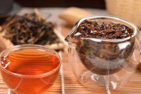 綠茶加重濕氣？濕氣體質(zhì)寒的人能喝綠茶嗎