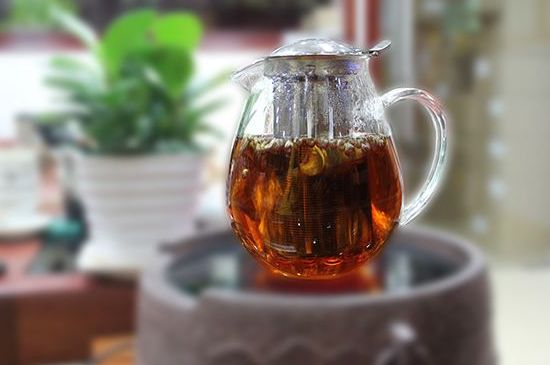 福鼎白茶要喝老的嗎，為什么喝白茶要喝老茶存新茶？