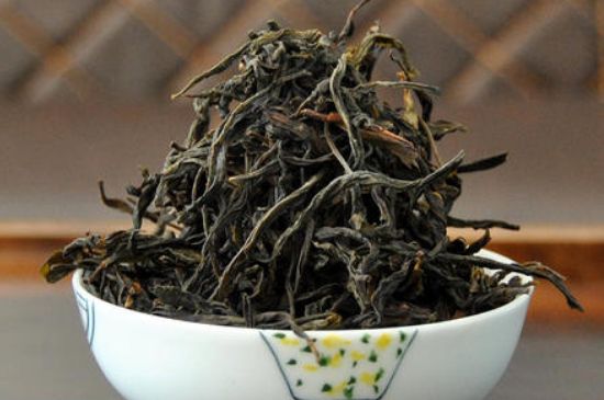 蜜蘭香和鴨屎香區(qū)別，鳳凰單樅鴨屎香vs蜜蘭香圖片對(duì)比