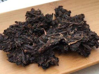 黑茶的功效與作用，長期喝黑茶有什么功效？