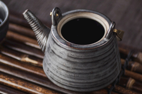 黑茶用什么壺煮最好，黑茶用什么煮效果好？
