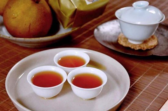 為什么喝巖茶看不起別的茶，喝巖茶的看不上所有茶類？