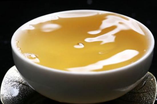 綠茶加重濕氣？濕氣體質(zhì)寒的人能喝綠茶嗎
