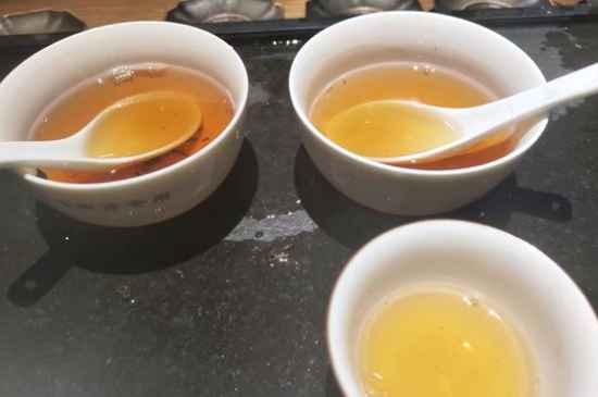 正山小種金駿眉哪個(gè)好，金駿眉正山小種的區(qū)別
