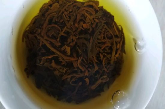 正山小種很細(xì)還很黑亮，正山小種越細(xì)越好嗎