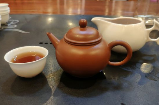 大紅袍煙熏味是好茶嗎，能不能喝對人體有壞處嗎