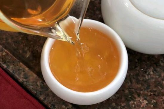 女人晚上喝紅茶好嗎，女人紅茶啥時候喝最好？