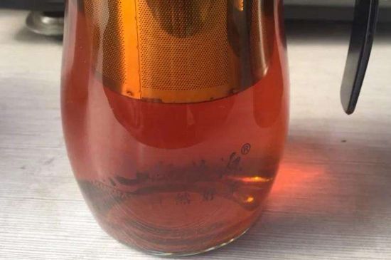 茯磚茶與普洱茶哪個(gè)好，茯茶和普洱茶口味區(qū)別